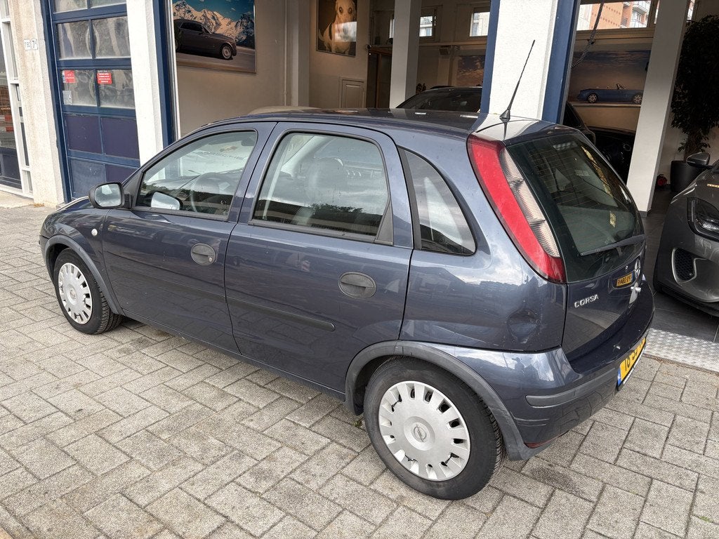 Opel Corsa 1.2-16V Rhythm 5-DEURS/NW APK 03-2027 (bj 2006), Voorwielaandrijving, 450 kg, Gebruikt, 31 €/maand
