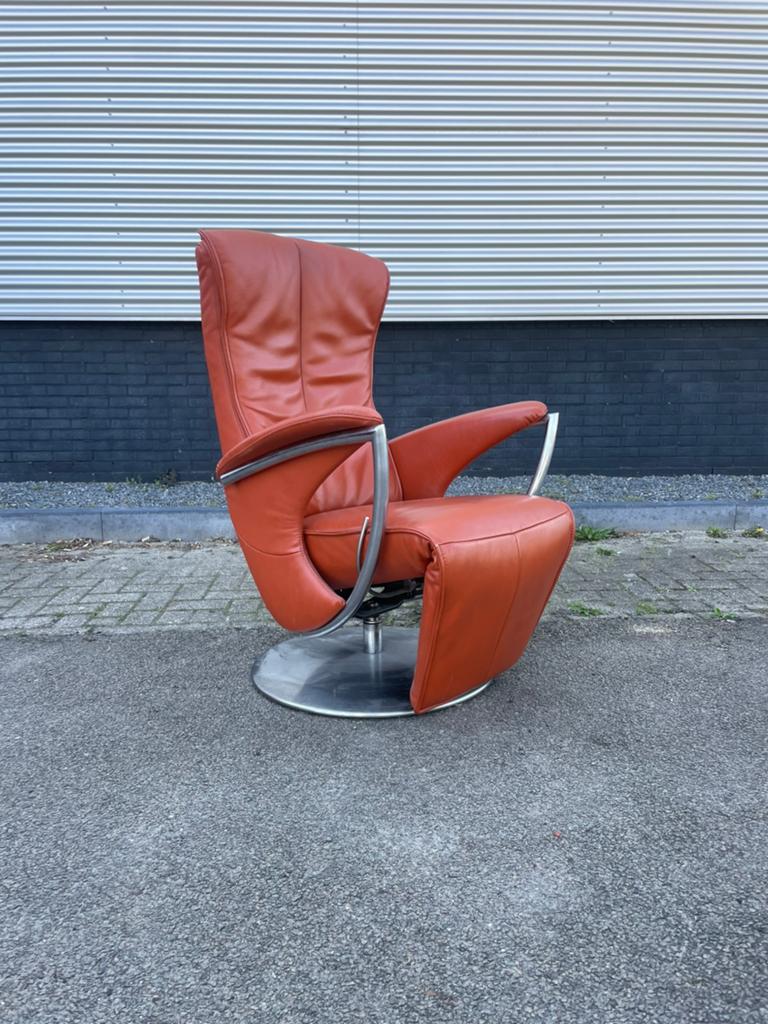 De toekomst Kennedy relax fauteuil / relax stoel oranje leer, Huis en Inrichting, Fauteuils, Ophalen of Verzenden, Zo goed als nieuw