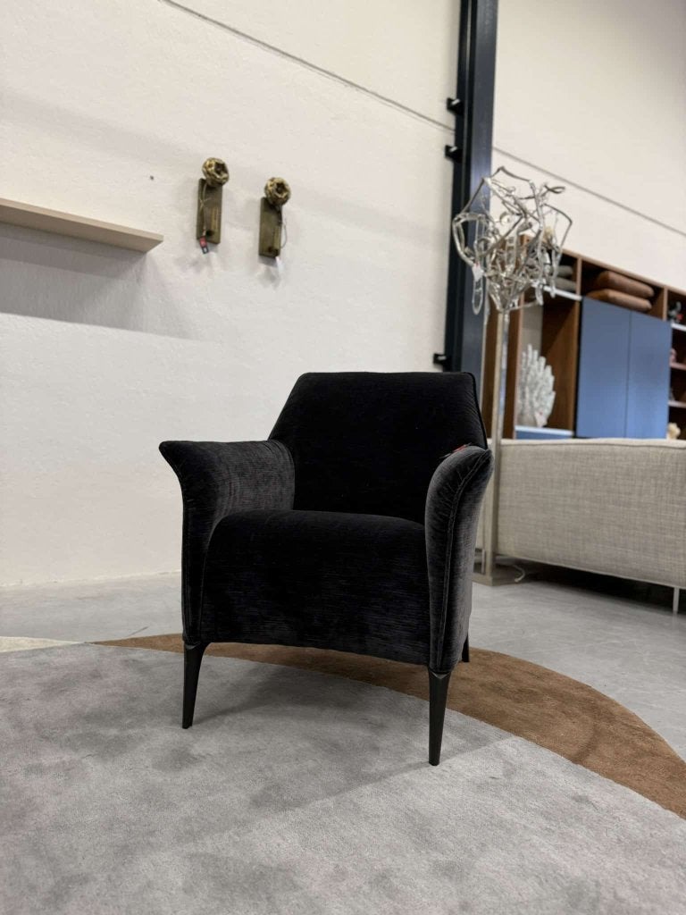 Nieuw Leolux Mayuro Fauteuil zwart velour stof design stoel, Leolux, Info@leolux.nl, Minder dan 75 cm, Nieuw
