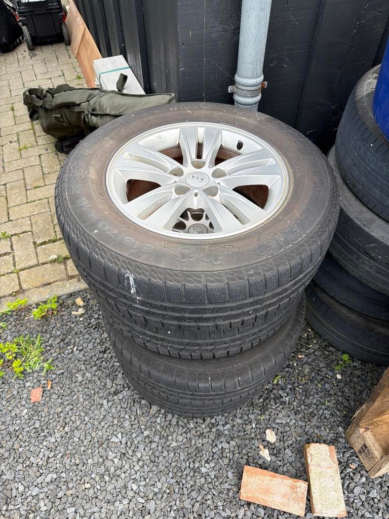 Kia Sportage velgen met winterbanden (banden zijn op), Auto-onderdelen, Banden en Velgen, Ophalen, 16 inch, Banden en Velgen, Winterbanden