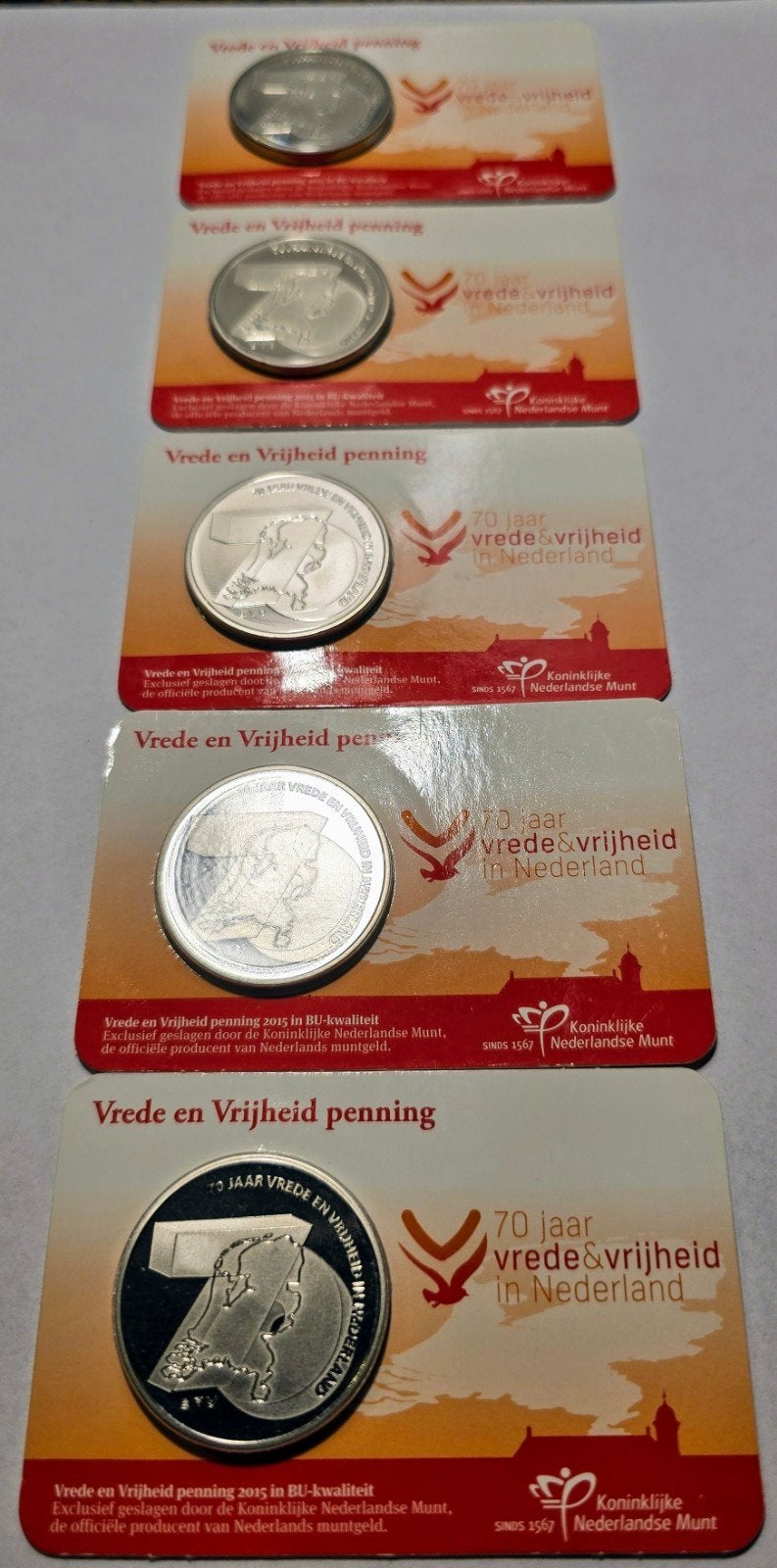 Set van 5 Vrede en Vrijheid penningen 2015, Ophalen of Verzenden, Overige waardes, Setje