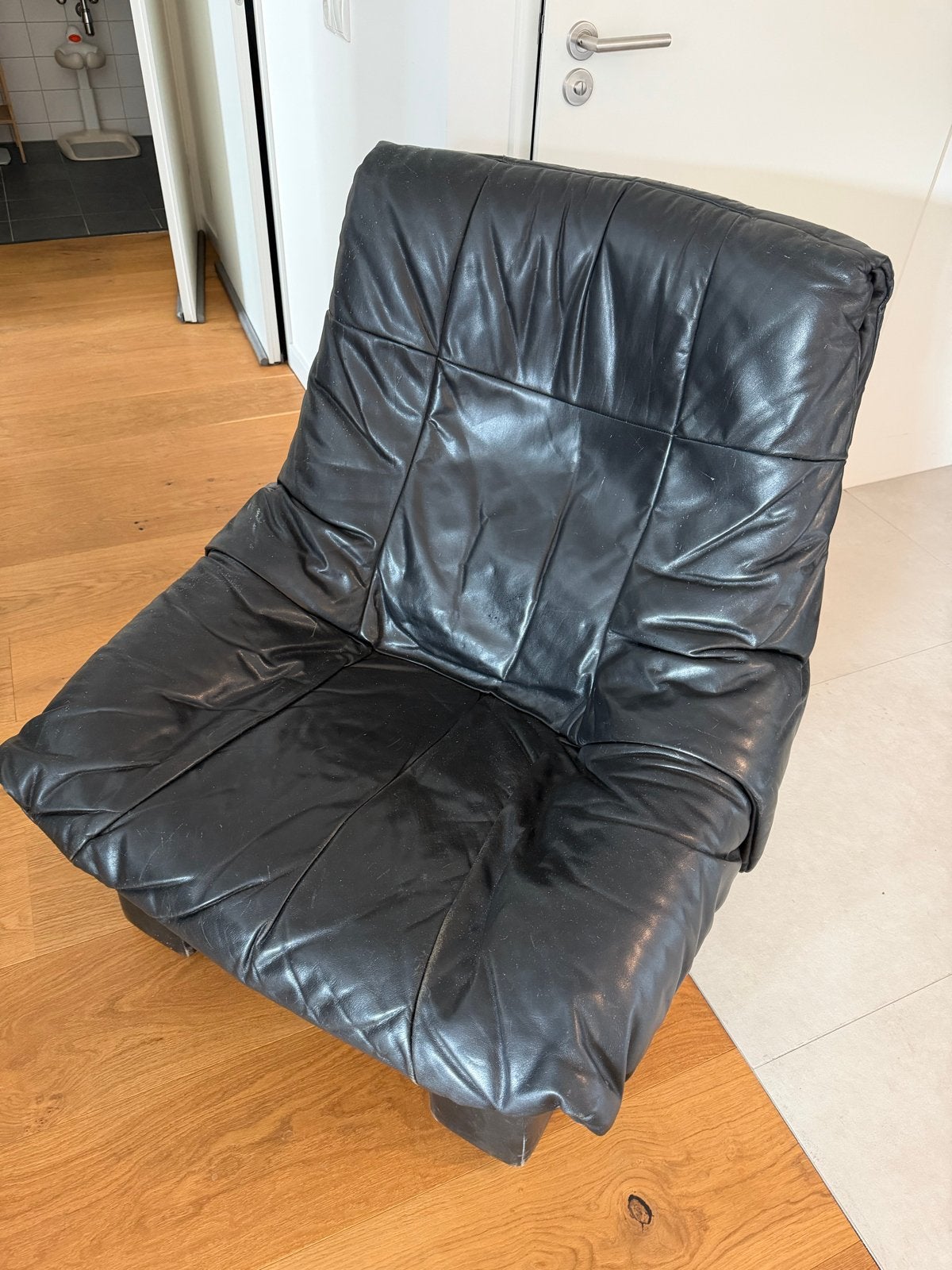 Vintage loungefauteuil zwart leer - in stijl Rolf Benz, Ophalen, Gebruikt, Zwart, Leer