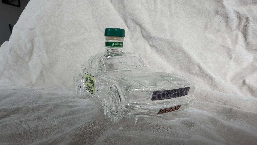 Jameson Whisky Fles in de vorm van een Mustang Auto, Ophalen of Verzenden