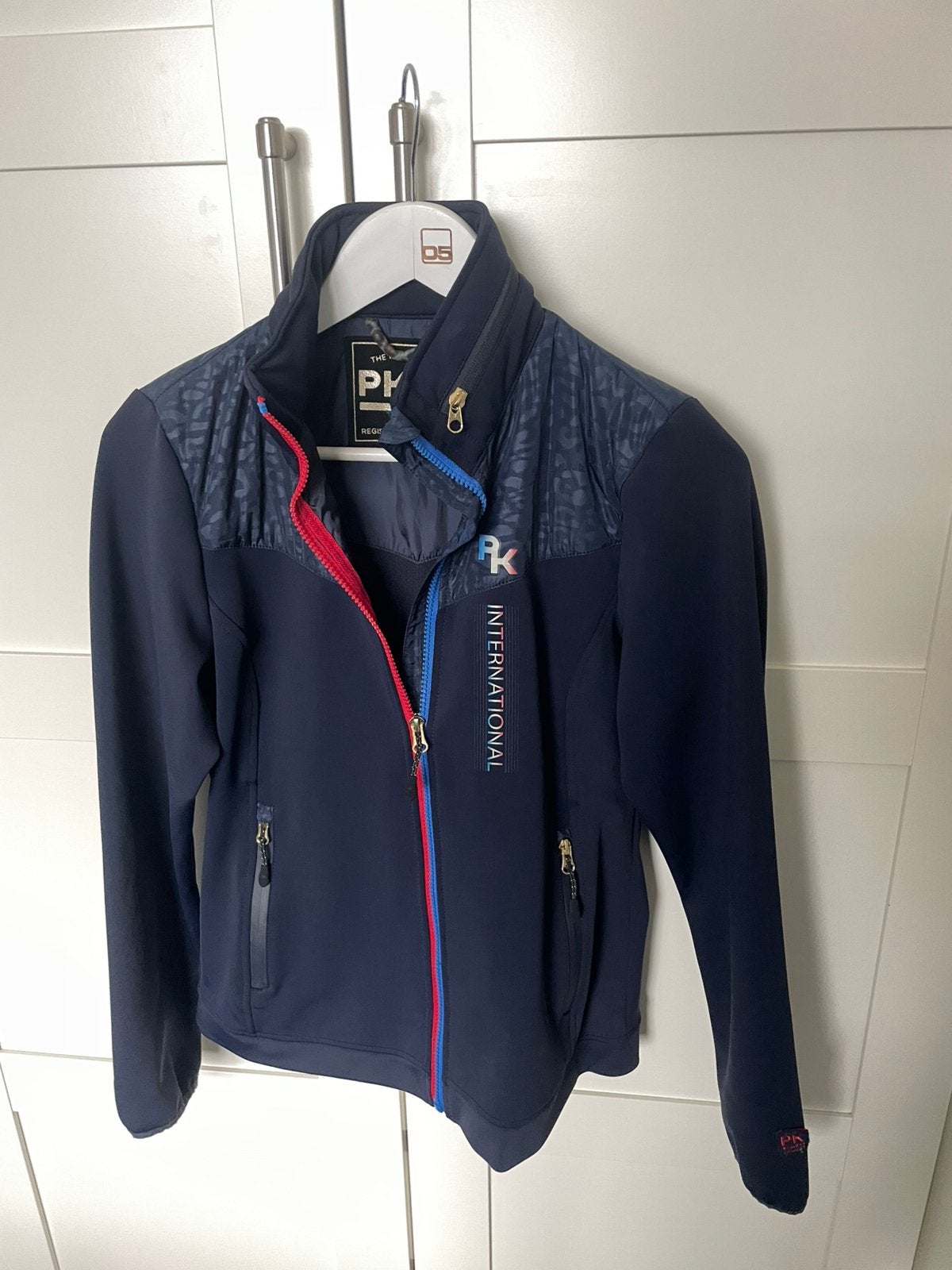 PK Softshell jas maat M, Dieren en Toebehoren, Paardrijkleding, Ophalen of Verzenden, Zo goed als nieuw, Dressuur, Bovenkleding