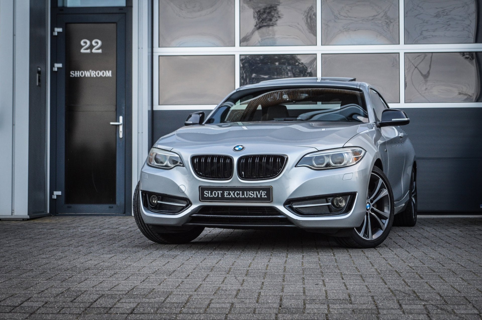 BMW 2-serie Coupé 220i High Executive|SPORT| DAK|XENON|LEDE, Automaat, Achterwielaandrijving, Gebruikt, 4 cilinders