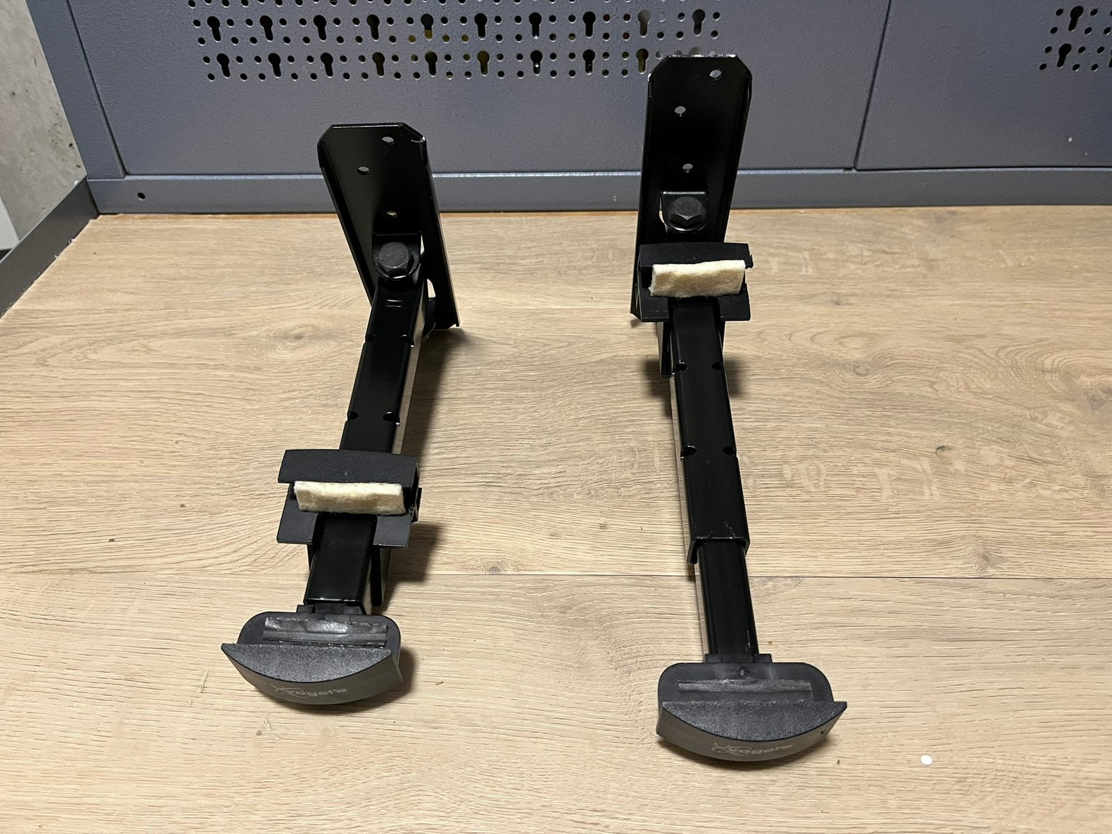 2x Vogels luidspreker steunen voor kleine boxen, Ophalen of Verzenden, Minder dan 60 watt, Overige typen, Overige merken