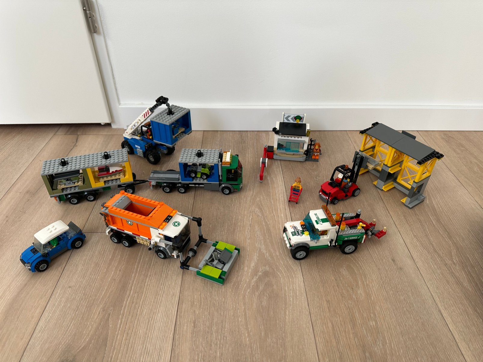 Lego City Pick-up sleepwagen, Vuilniswagen, Vrachtterminal, Ophalen of Verzenden, Nieuw, Lego, City