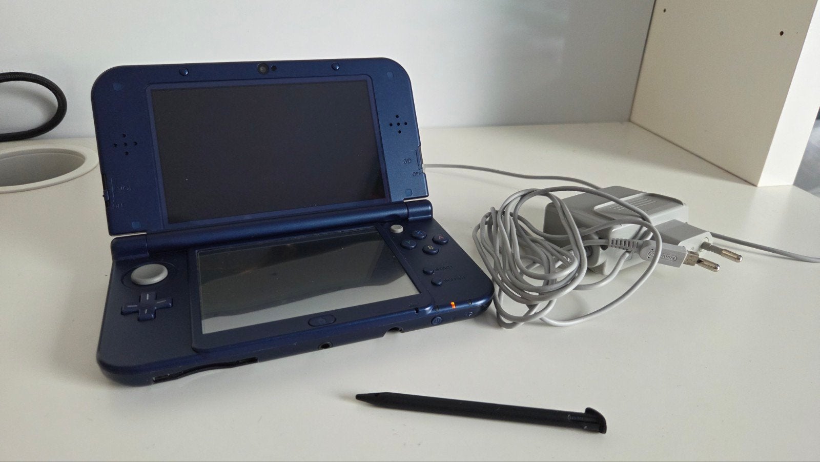 New 3DS XL Donkerblauw, Ophalen of Verzenden, Zo goed als nieuw, Blauw, 3DS