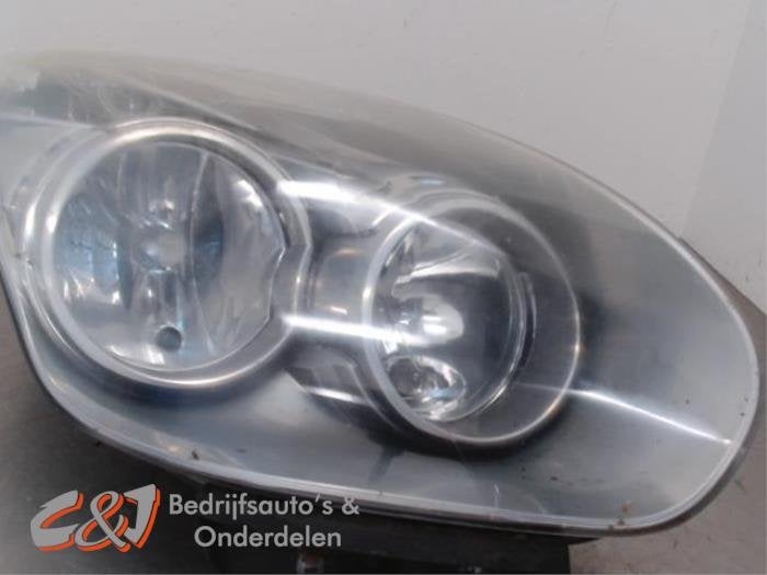Koplamp rechts van een Fiat Doblo, Auto-onderdelen, Gebruikt, -, -, Ophalen of Verzenden