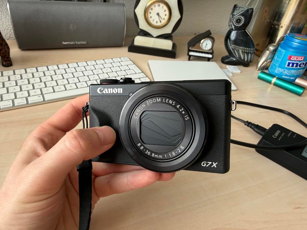 Canon powershot G7 X Mark iii ZGAN 2 accu’s, Audio, Tv en Foto, Fotocamera's Digitaal, Ophalen of Verzenden, Zo goed als nieuw