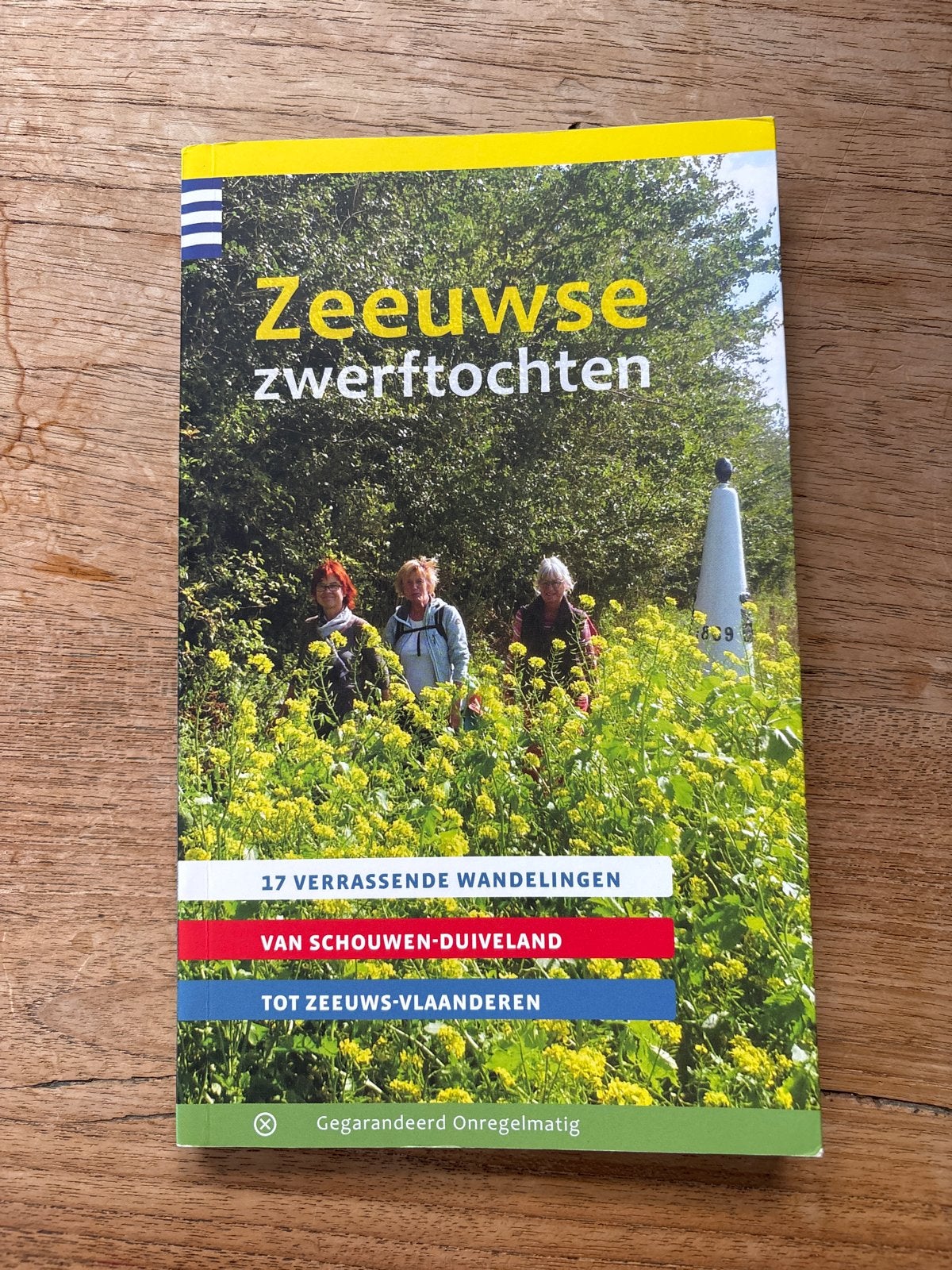 Zeeuwse Zwerftochten: 17 verrassende wandelingen, Fiets- of Wandelgids, Ophalen of Verzenden, Benelux, Gelezen