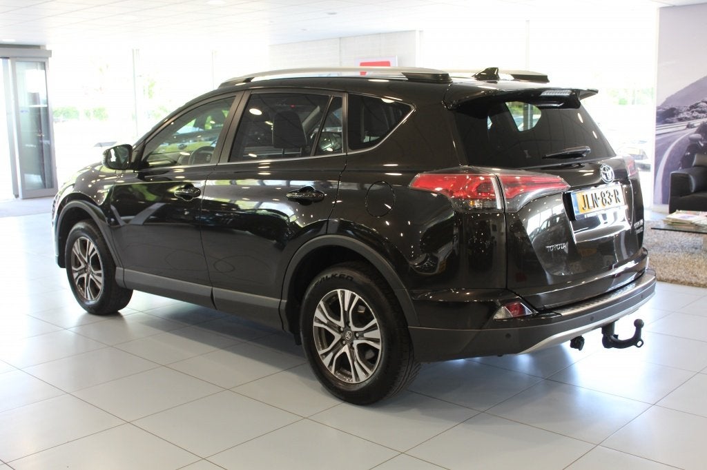 Toyota RAV4 2.5 Hybrid AWD Exec. Trekhaak (bj 2017), Automaat, Gebruikt, Euro 6, Bruin