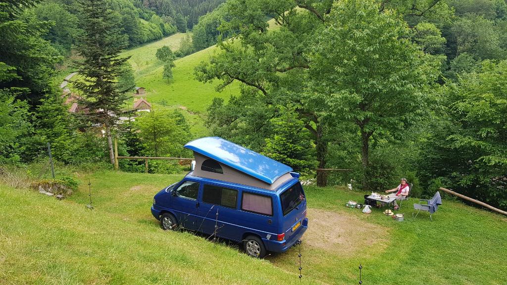 Vintage en Moderne Volkswagen camper(s) huren! T2 T3 T4 T5
