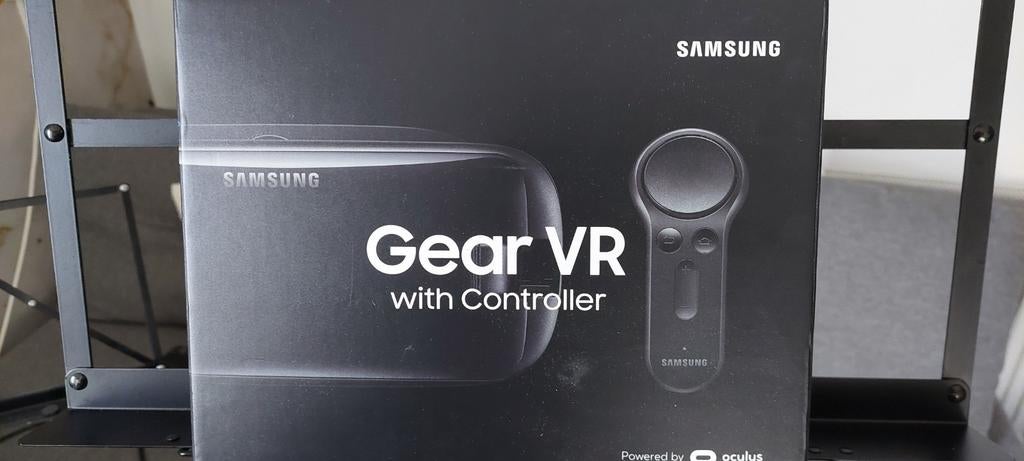 Samsung Gear VR met Controller - Zo goed als nieuw!, Spelcomputers en Games, Virtual Reality, Ophalen, Zo goed als nieuw, VR-bril