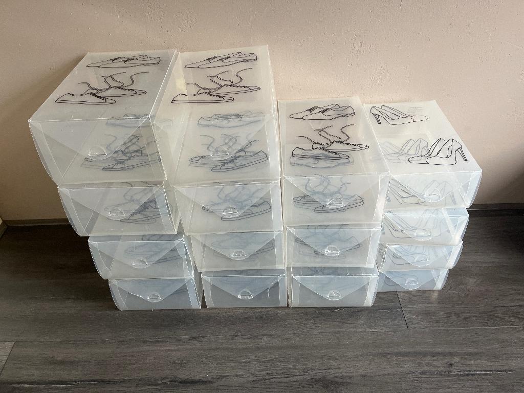 Plastic schoenendozen / schoenenboxen 15 stuks, Ophalen, Gebruikt, Kunststof