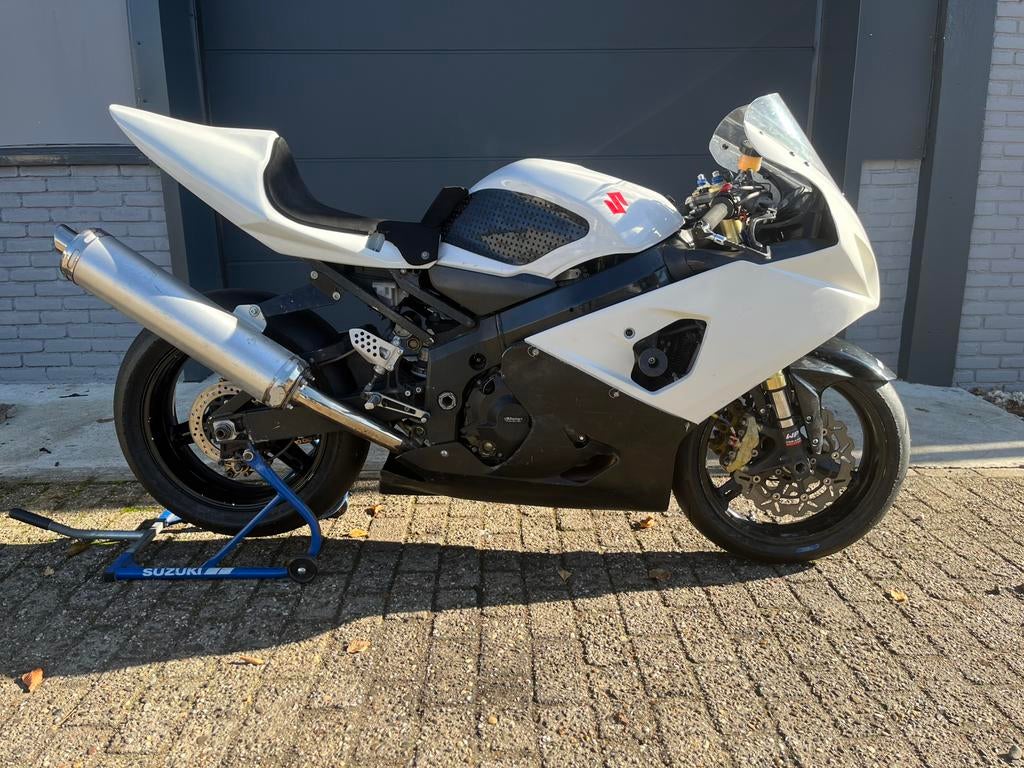 Suzuki GSX 600 R circuit motor GSXR, Motoren, Motoren | Suzuki, 4 cilinders, Super Sport, Particulier, Meer dan 35 kW