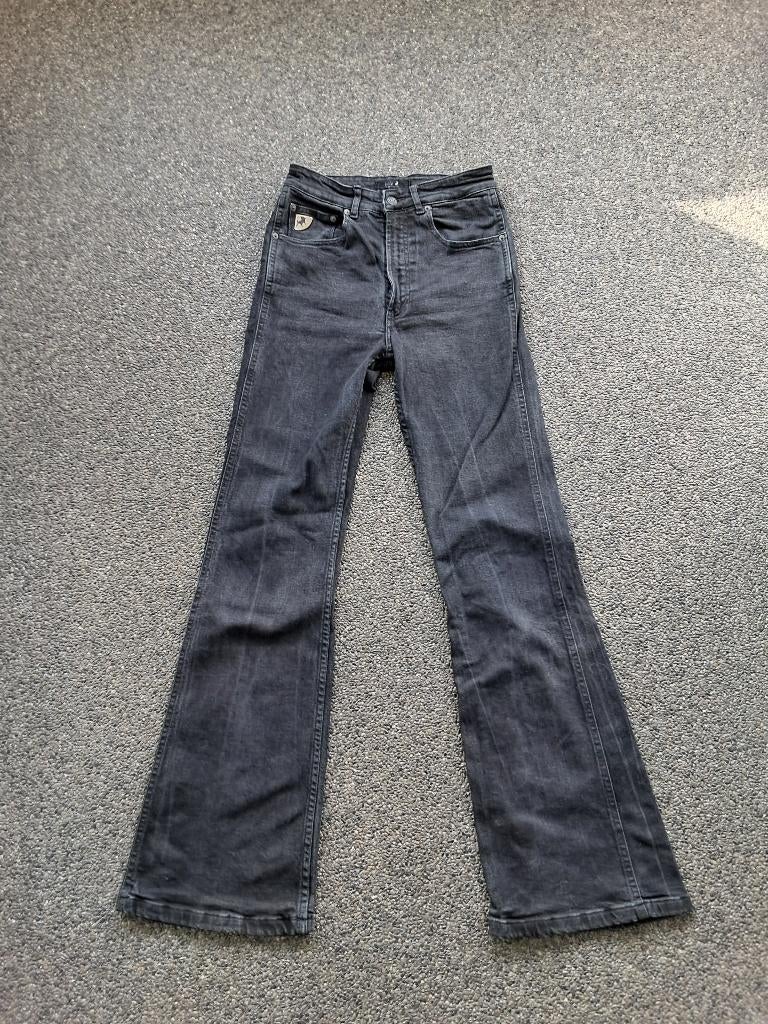 Lois riley flared broek zwart, Maat 38/40 (M), Zwart, Ophalen of Verzenden, Zo goed als nieuw