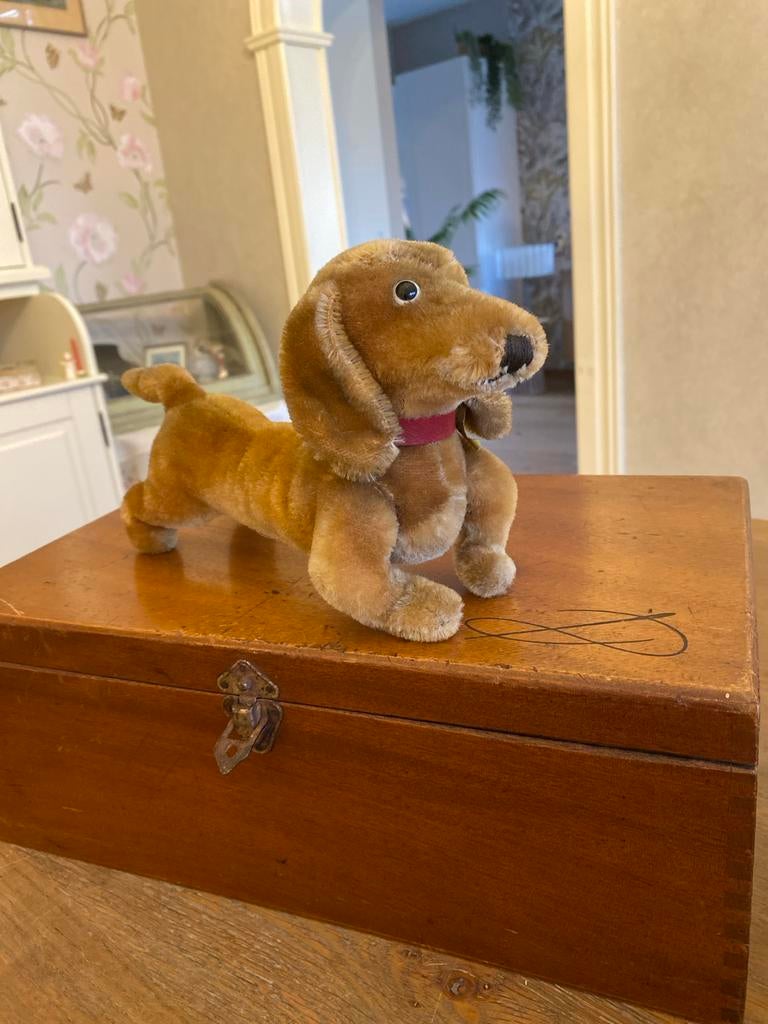 Steiff Hexie Teckel 20 cm, Antiek en Kunst, Antiek | Speelgoed, Ophalen of Verzenden