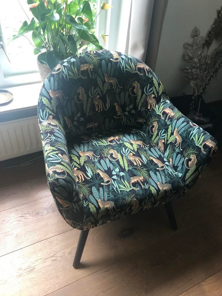 Groene stoel met panterprint VERKOCHT OP KONINGSDAG, Huis en Inrichting, Fauteuils, Minder dan 50 cm, Minder dan 75 cm, Ophalen of Verzenden