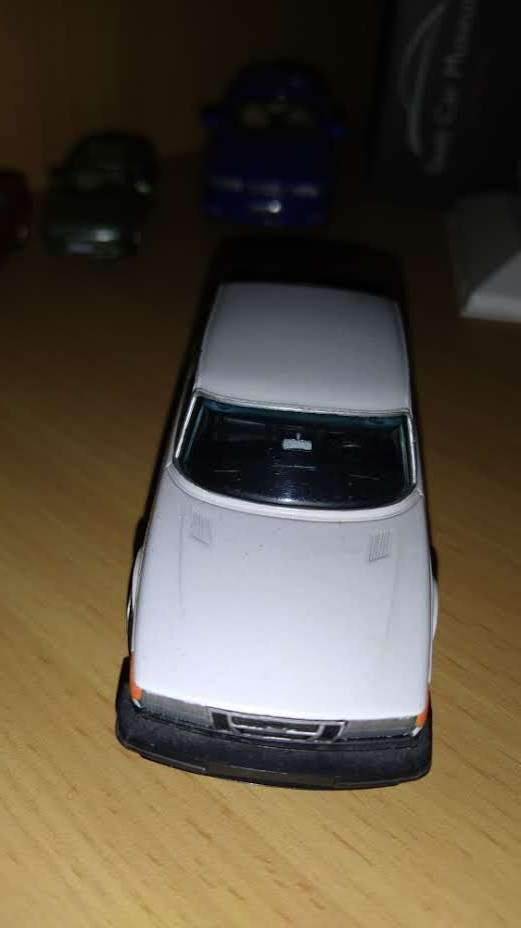 SAAB 900 TURBO, kleur wit, 1:43, bijna mint, Ophalen of Verzenden, Gebruikt, Auto, Overige merken