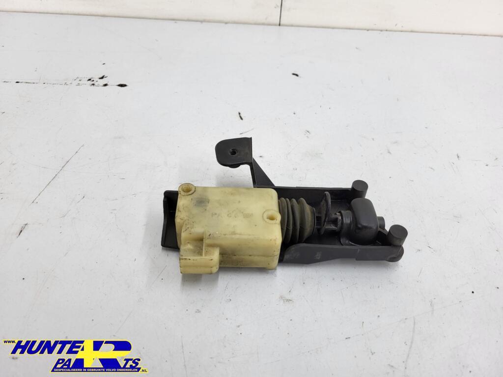 Tankklepvergrendelingsmotor Volvo 850 ('91-'96) 9152856, Gebruikt, Ophalen of Verzenden, Volvo, Volvo