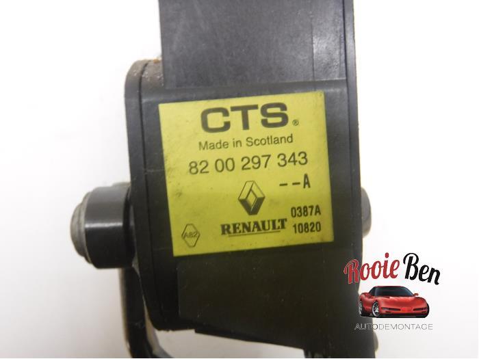 Gaspedaal van een Renault Clio, Gebruikt, -, Renault, -