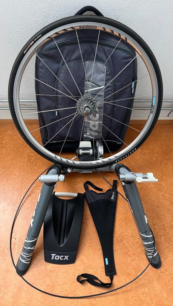 Tacx met accessoires, Sport en Fitness, Wielrennen, Ophalen, Gebruikt, Overige typen