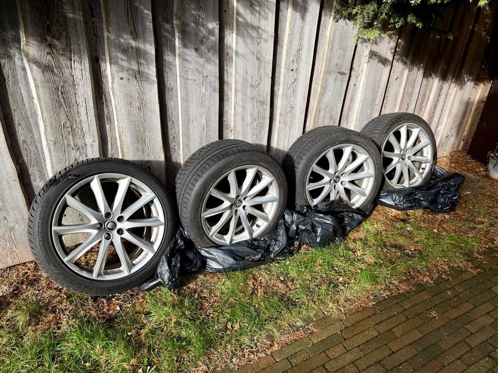 Jaguar XJ, XF, F-Pace 19” velgen met winterbanden, Auto-onderdelen, 19 inch, Gebruikt, 275 mm, Banden en Velgen