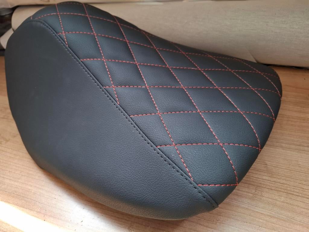 Zadel Yamaha Aerox - kies je eigen kleuren!, Yamaha, Ophalen of Verzenden, Zo goed als nieuw, Zadel