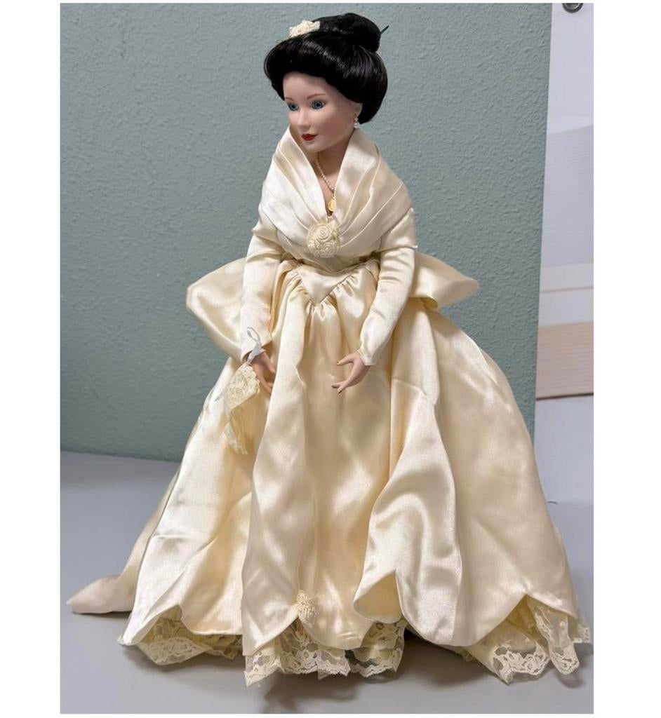Ashton-Drake Galleries wedding Dress Doll 1994 signed + doos, Verzamelen, Poppen, Ophalen of Verzenden, Zo goed als nieuw, H, H