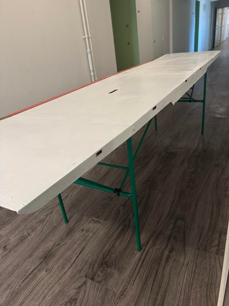 Behang/ werktafel inklapbaar, Doe-het-zelf en Verbouw, Werkbanken, Ophalen, Zo goed als nieuw, Inklapbaar