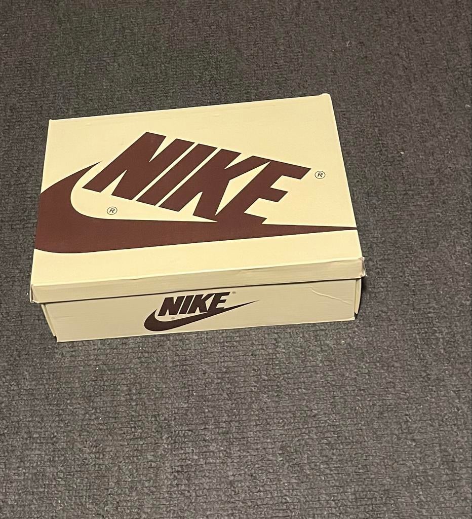 Travis Scott Dunk - Alle Maten Beschikbaar!, Kleding | Heren, Schoenen, Ophalen of Verzenden, Nieuw, Overige kleuren, Sneakers of Gympen