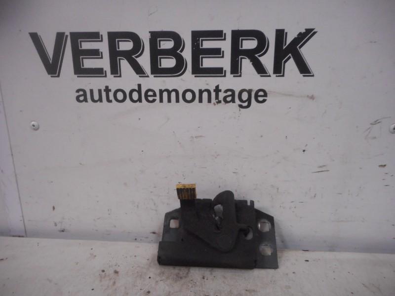 Motorkap Slot Ford Mondeo II (1999-05/2000-09), Auto-onderdelen, Gebruikt, Henry-Ford-Straße  1, Köln 50735, , Duitsland, Ford-Werke GmbH