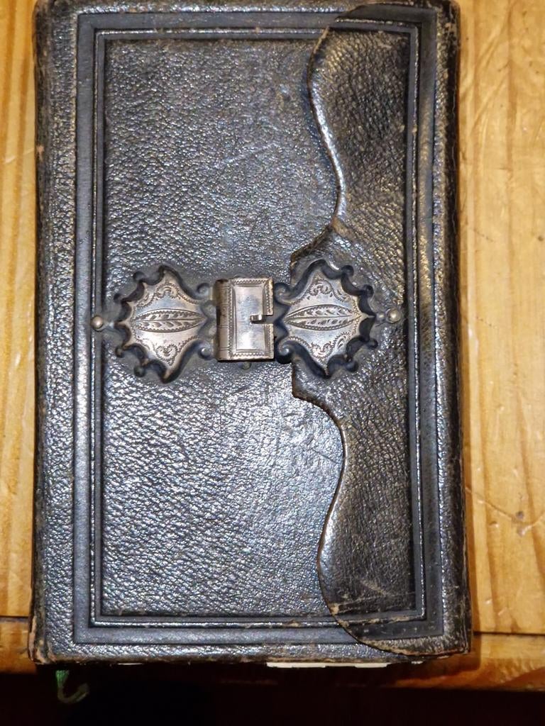 Kleine bijbel uit 1909., Antiek en Kunst, Ophalen of Verzenden
