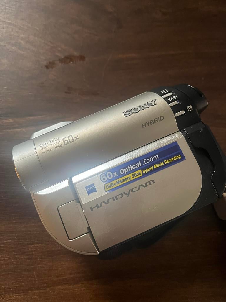 Sony Handycam Digitale Videocamera, Gebruikt, 20x of meer, Ophalen of Verzenden, Band, Disc of Geheugen
