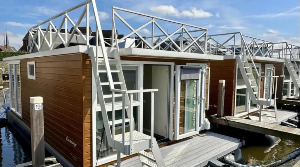 Havenlodge Melite, Huizen en Kamers, Woonboten te koop, Lemmer, 2 kamers, Friesland