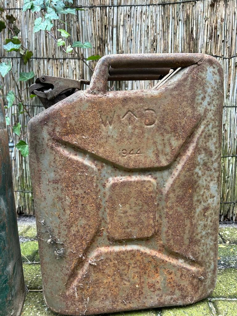 Oude Jerrycans oa W.D. 1944, Verzamelen, Ophalen of Verzenden, Overige soorten, Engeland, Overige typen