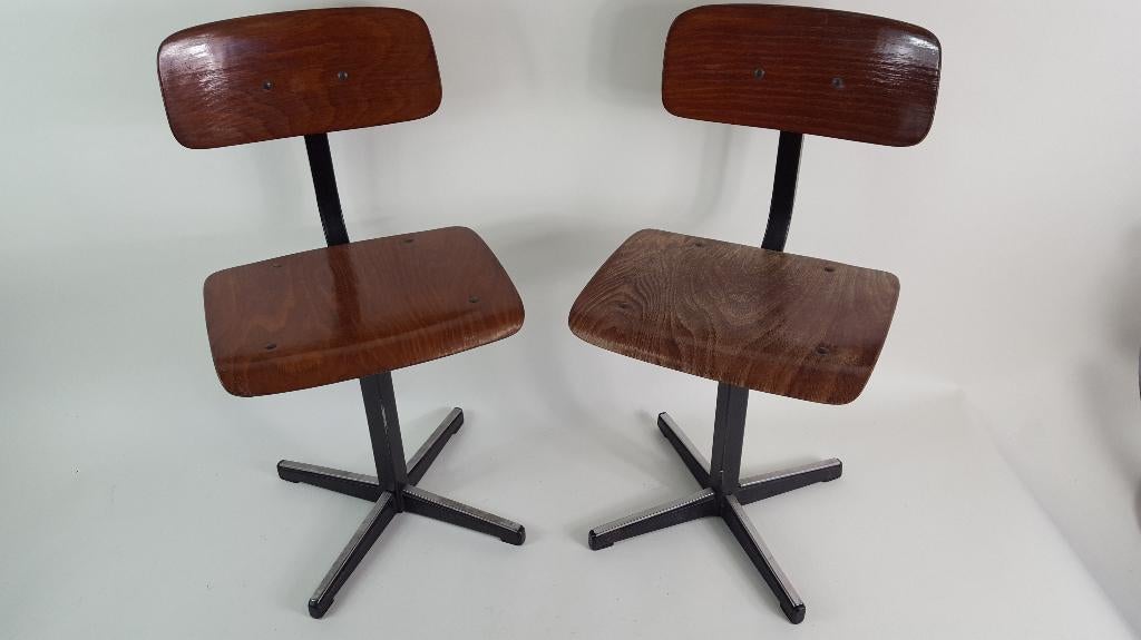 1x 60 02 industriële stoel, schoolstoel, kinderstoel. S11, Huis en Inrichting, Tweedehands verkoop, Tweedehands verkoop, Gebruikt