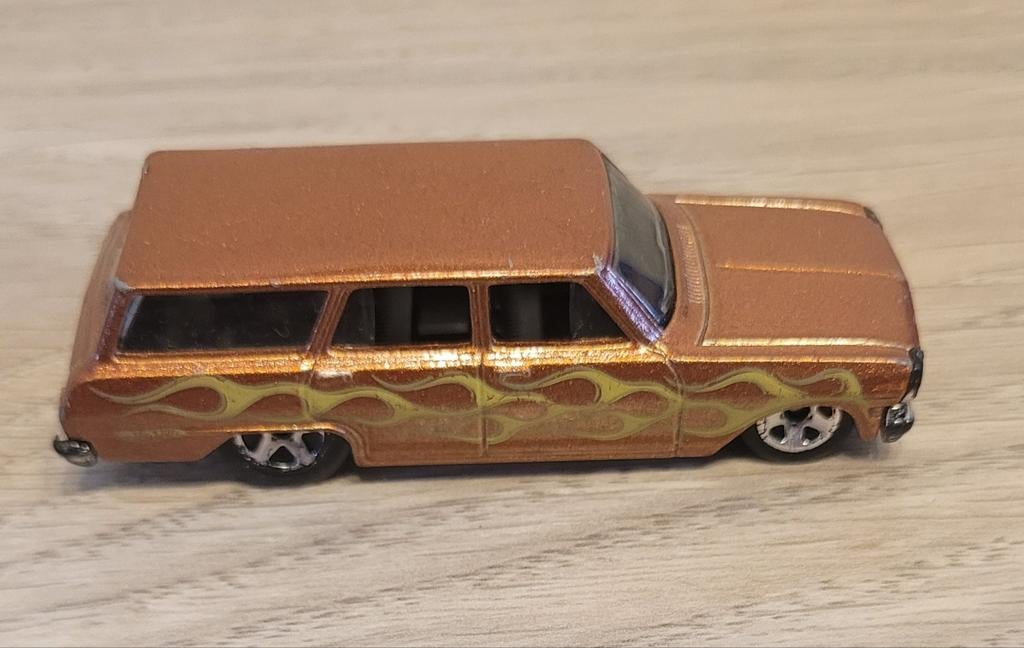 Hot wheels Chevy Nova Station Wagon #236 (Brown) 2014 HW  , Ophalen of Verzenden, Auto, Overige merken