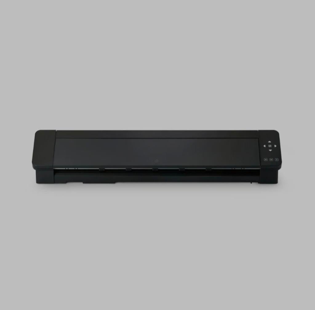 Silhouette CAMEO PRO MK-II

NIEUW, Hobby en Vrije tijd, Overige thema's, Nieuw, Ophalen of Verzenden, Machine