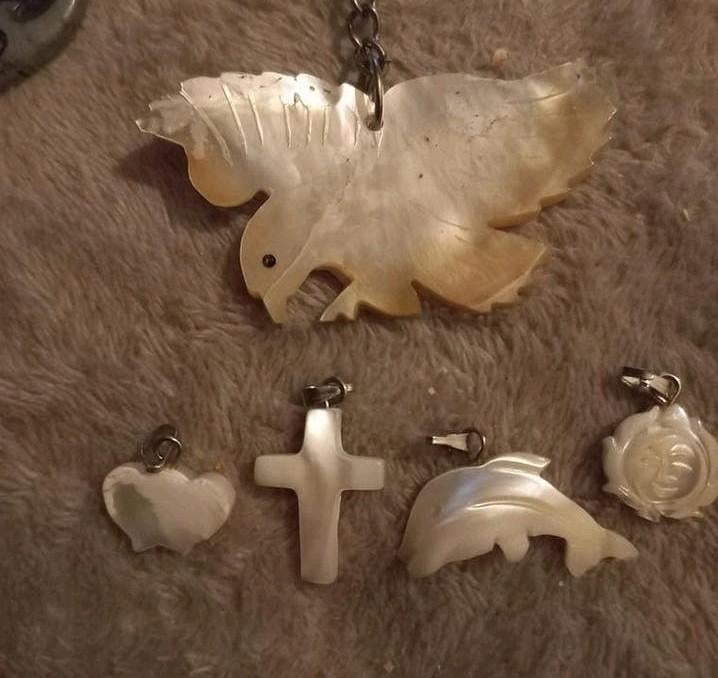 Parelmoer bedels en grote vogel hanger vanaf:, Sieraden, Tassen en Uiterlijk, Bedels, Ophalen of Verzenden