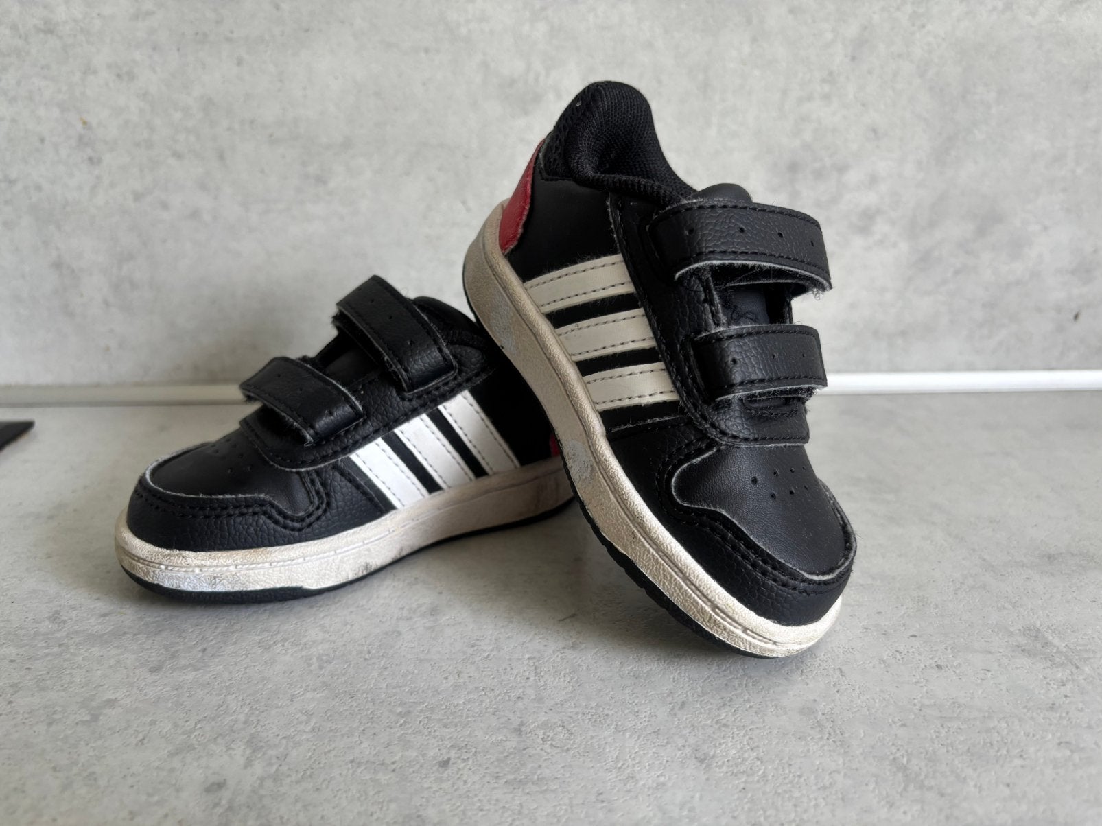 Adidas maat 20, Jongen of Meisje, Schoenen, Ophalen of Verzenden, Zo goed als nieuw