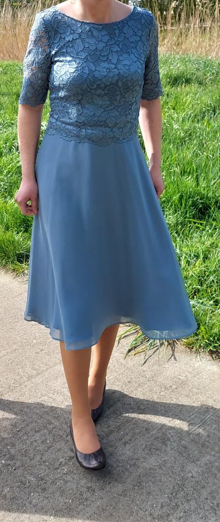 Vera Mont cocktailjurk mt38, Maat 38/40 (M), Blauw, Ophalen of Verzenden, Zo goed als nieuw