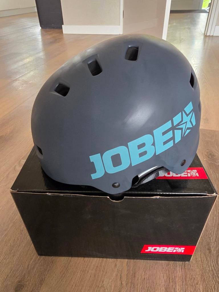 Jobe watersporthelm maat M - Nieuw in doos, Watersport en Boten, Watersportkleding, Overige typen, Nieuw, Dame of Heer, Jobe