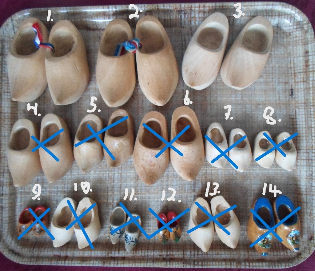 Houten Klompjes voor poppen., Verzamelen, Poppen, Gebruikt, Kleertjes, Ophalen of Verzenden
