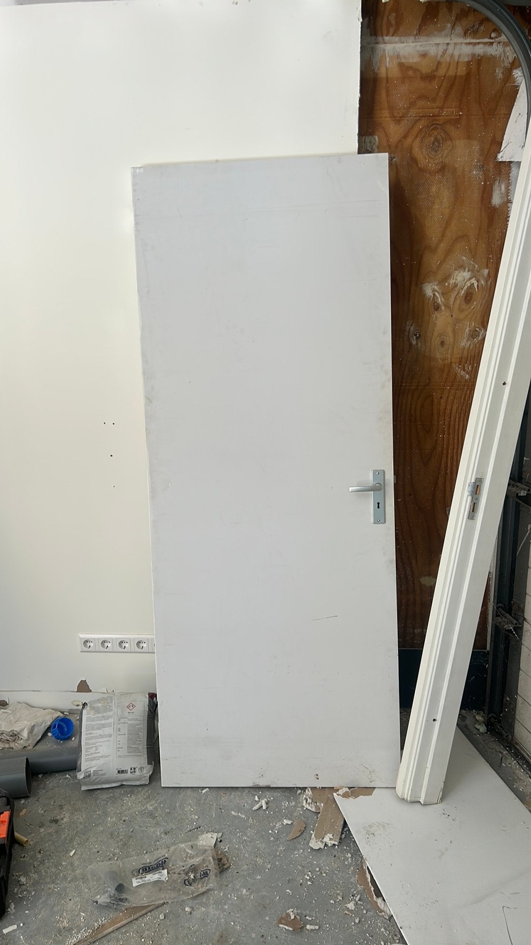 Binnendeur met kozijn - 83x209,5 cm deur, 95x219 cm kozijn, Doe-het-zelf en Verbouw, Deuren en Horren, Ophalen, Gebruikt, 80 tot 100 cm