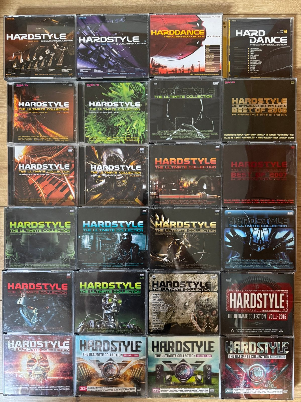 24 Hardstyle vd’s The Ultimate Collection, Cd's en Dvd's, Ophalen of Verzenden, Zo goed als nieuw