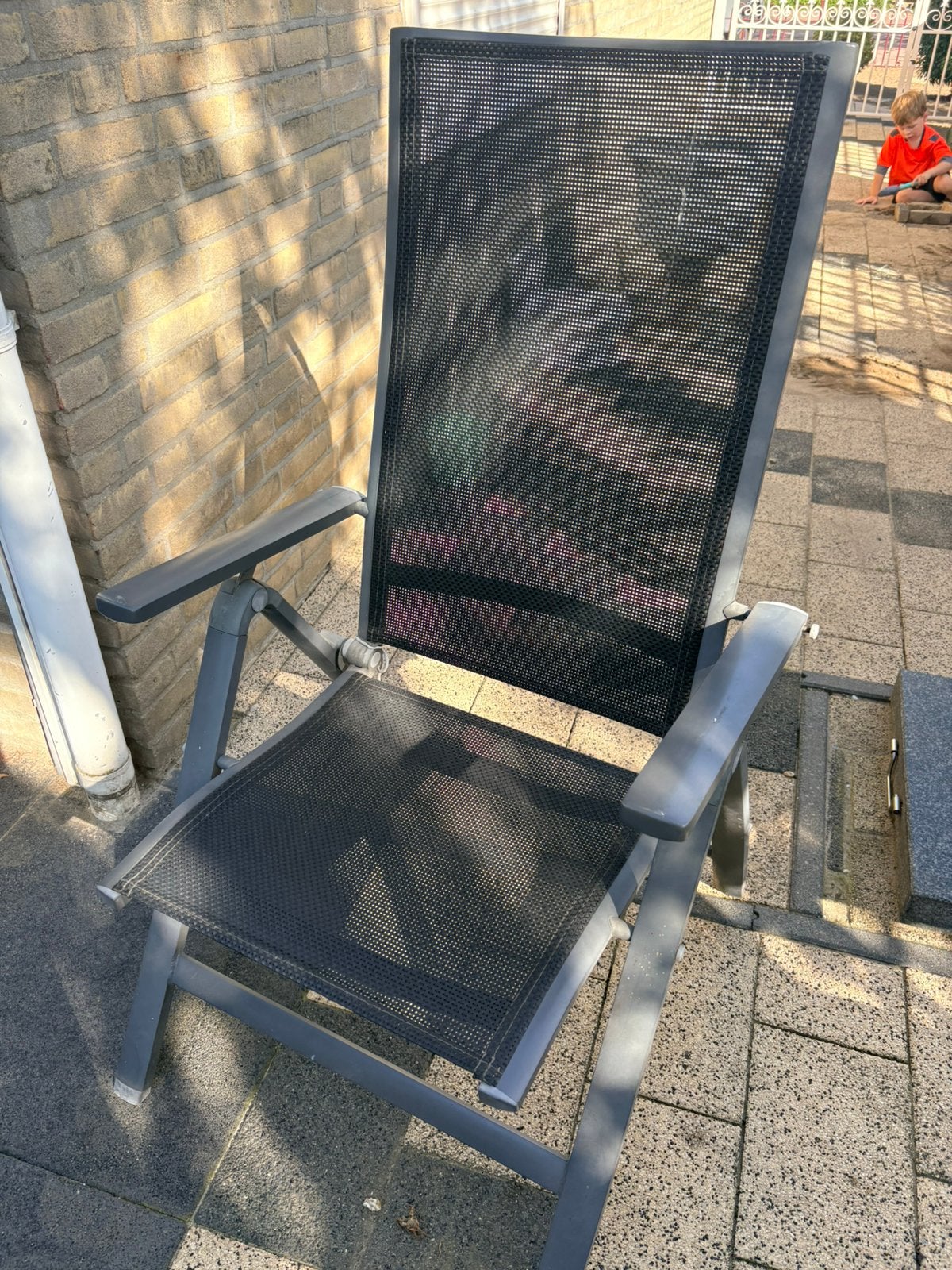 Buiten tafel rond de  2,20lang, Ophalen, Gebruikt, Aluminium