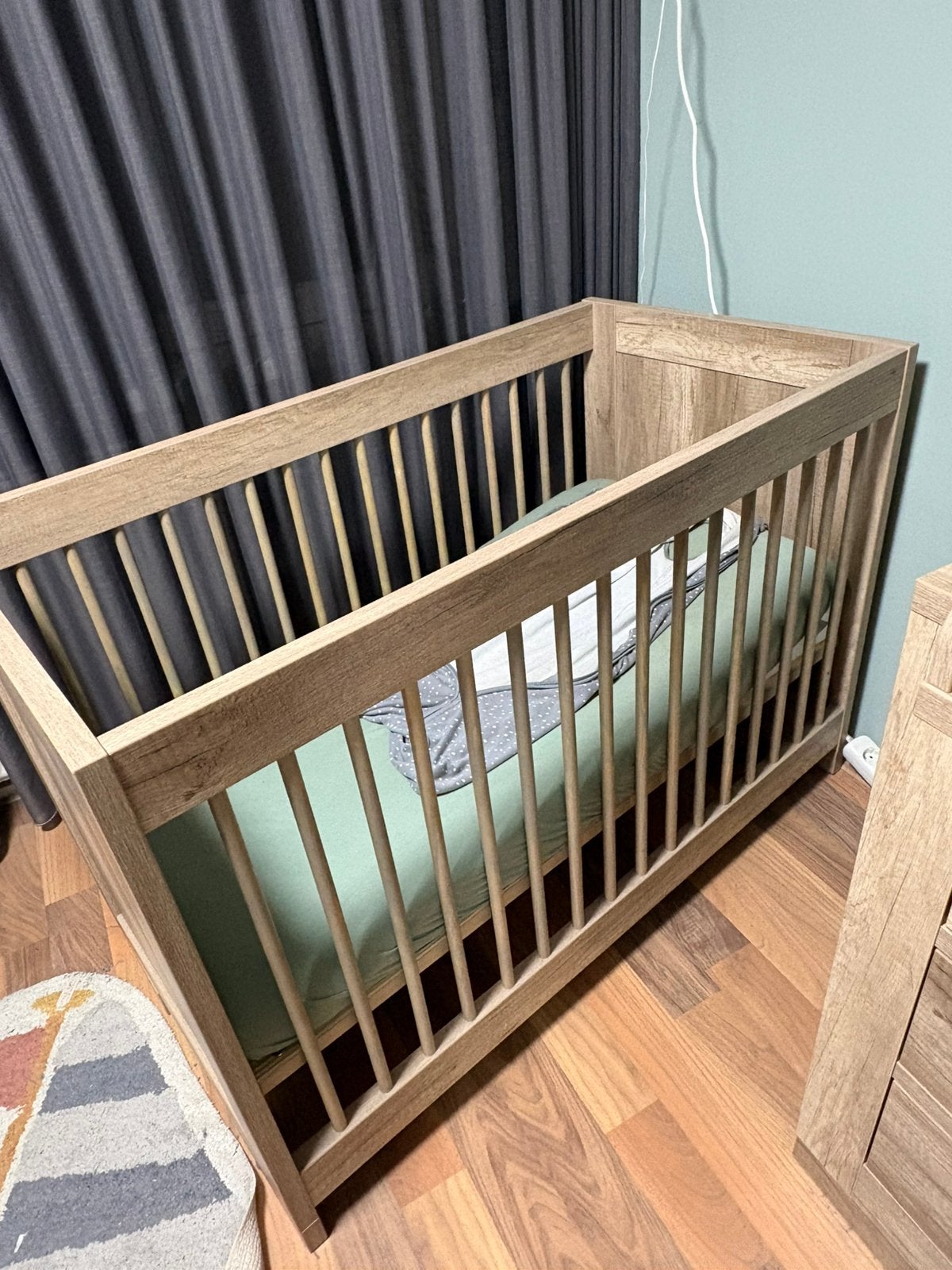 Kidsmill Brent Oldwood | Bed 60 x 120 cm, Kinderen en Baby's, Babywiegjes en Ledikanten, Ophalen, Zo goed als nieuw, Ledikant