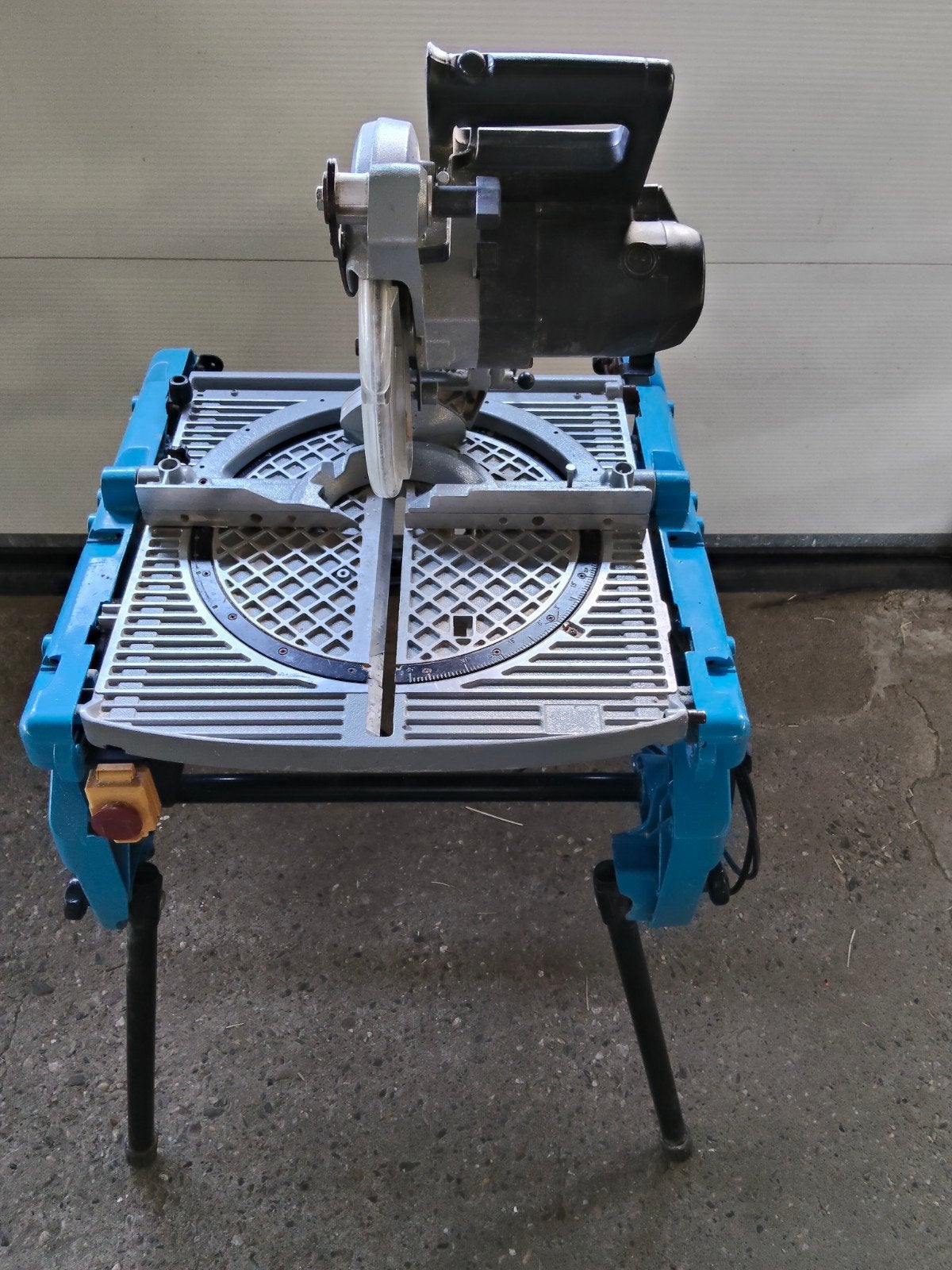 Gude GFO 1801 Flipover Zaagtafel en Afkortzaag 1800W, Doe-het-zelf en Verbouw, Gereedschap | Zaagmachines, Ophalen, Gebruikt, Birkichstraße 6, 74549 Wolpertshausen